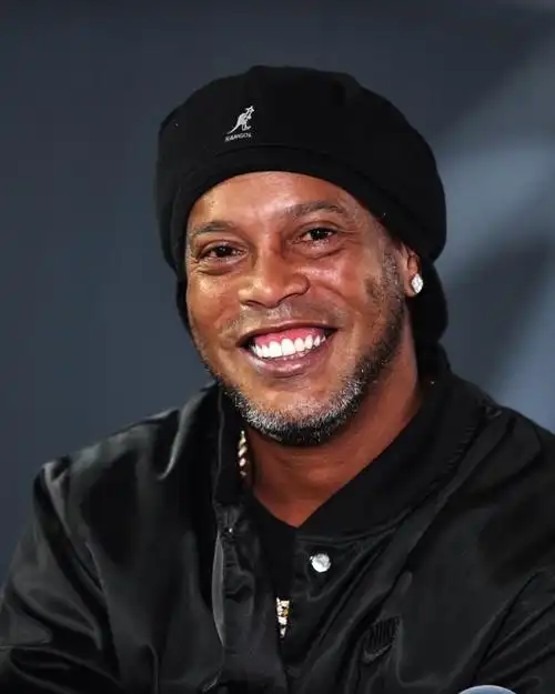 并在取得球 并在取得球